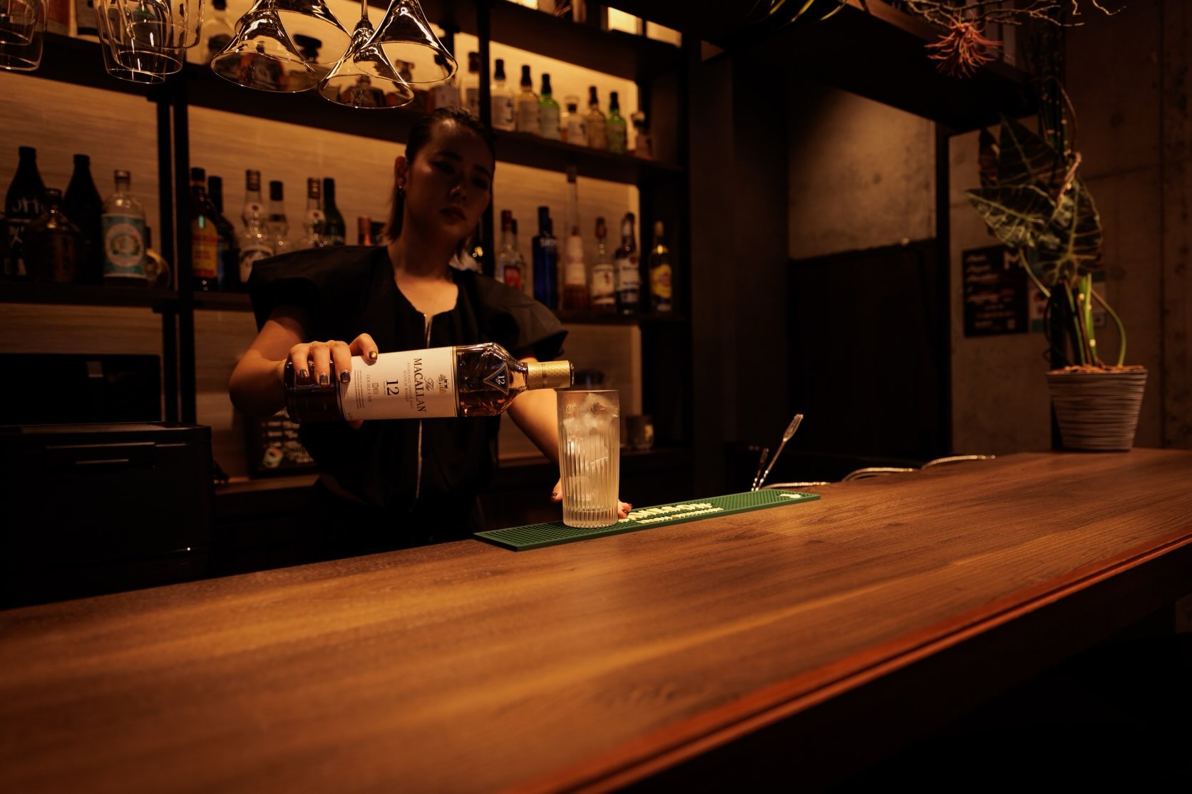 新富町駅徒歩3分｜Cafe＆Bar Infinity