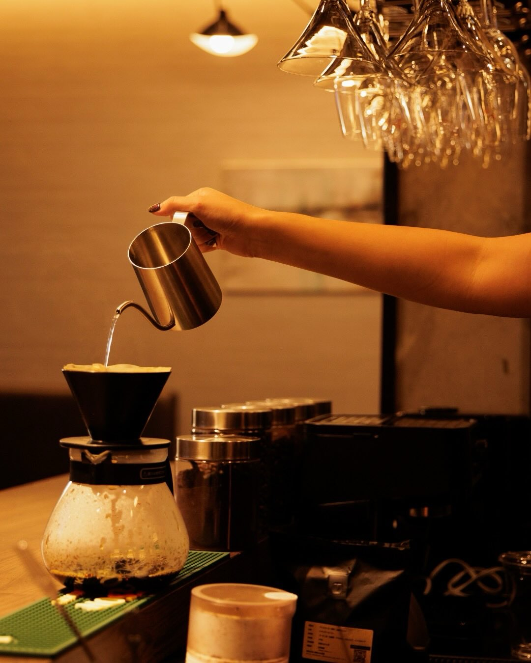 新富町で、春のカフェ時間を