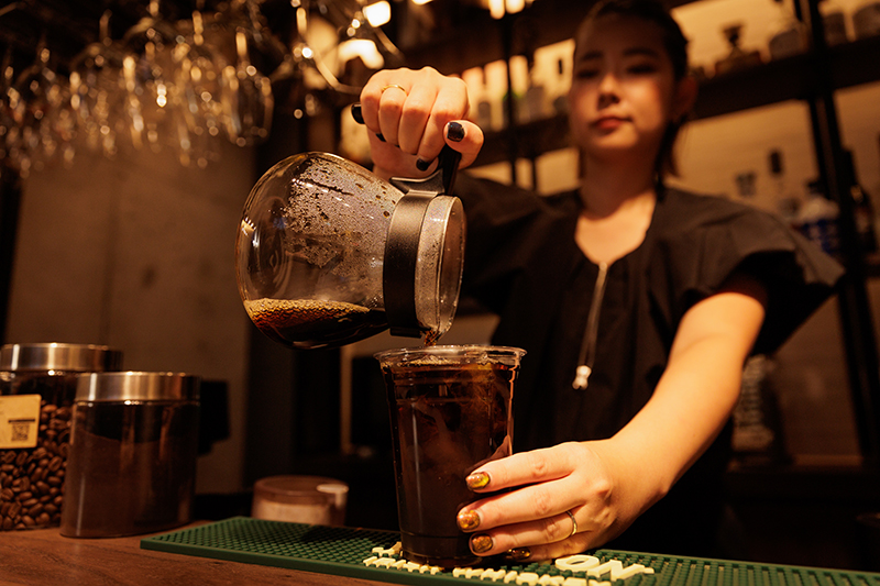 穏やかに過ごせる、都会の隠れ家カフェ