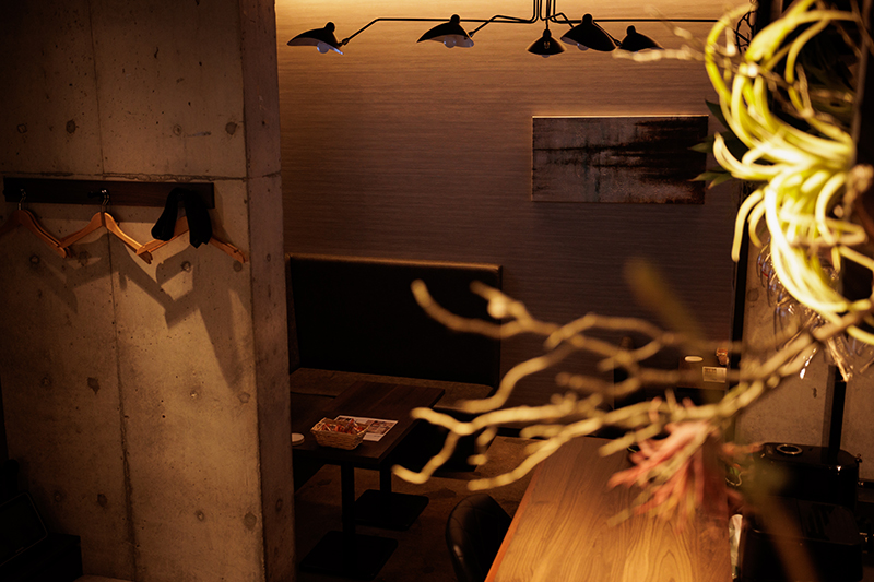 穏やかに過ごせる、都会の隠れ家カフェ