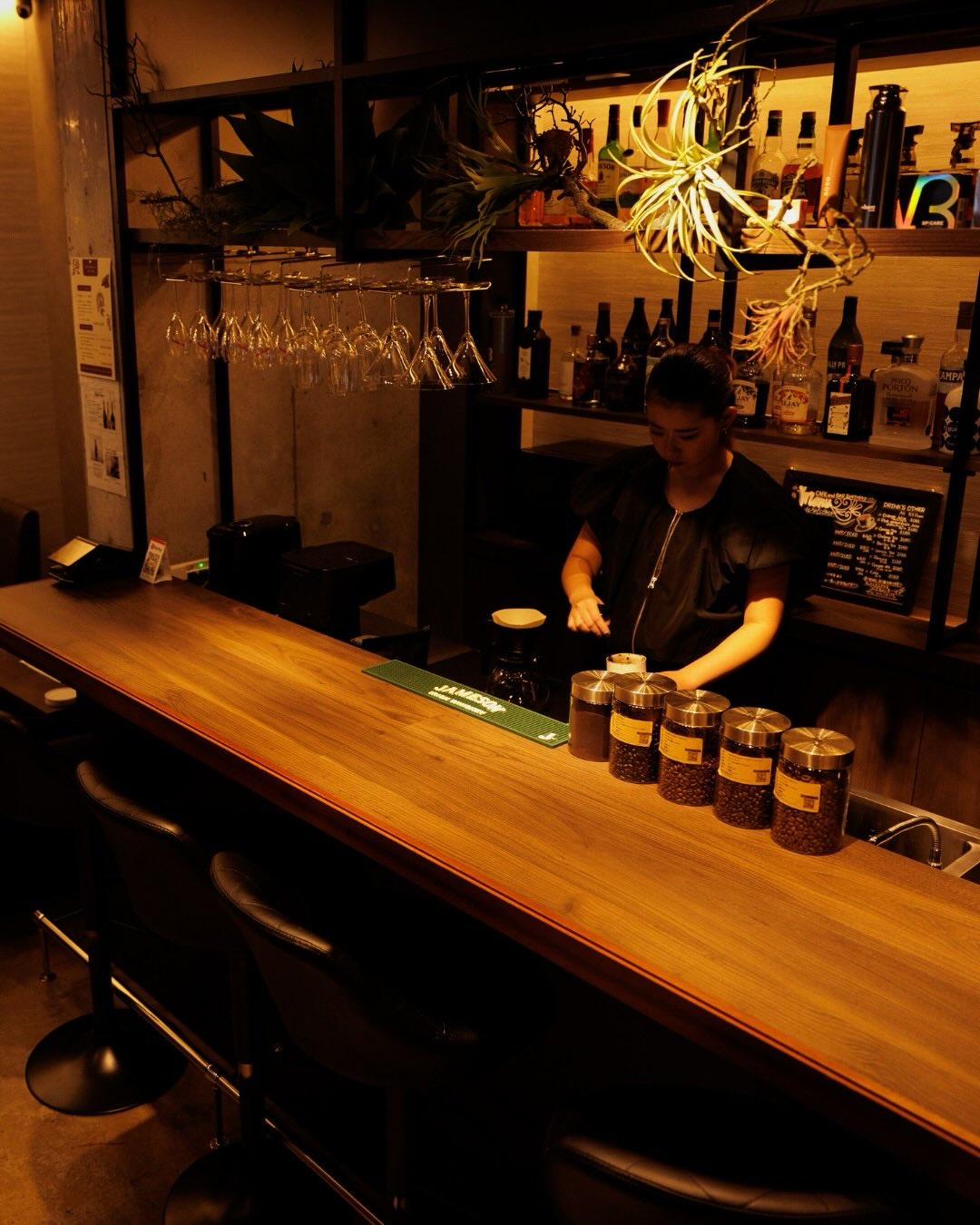 新富町で、ゆったり過ごすカフェ時間を