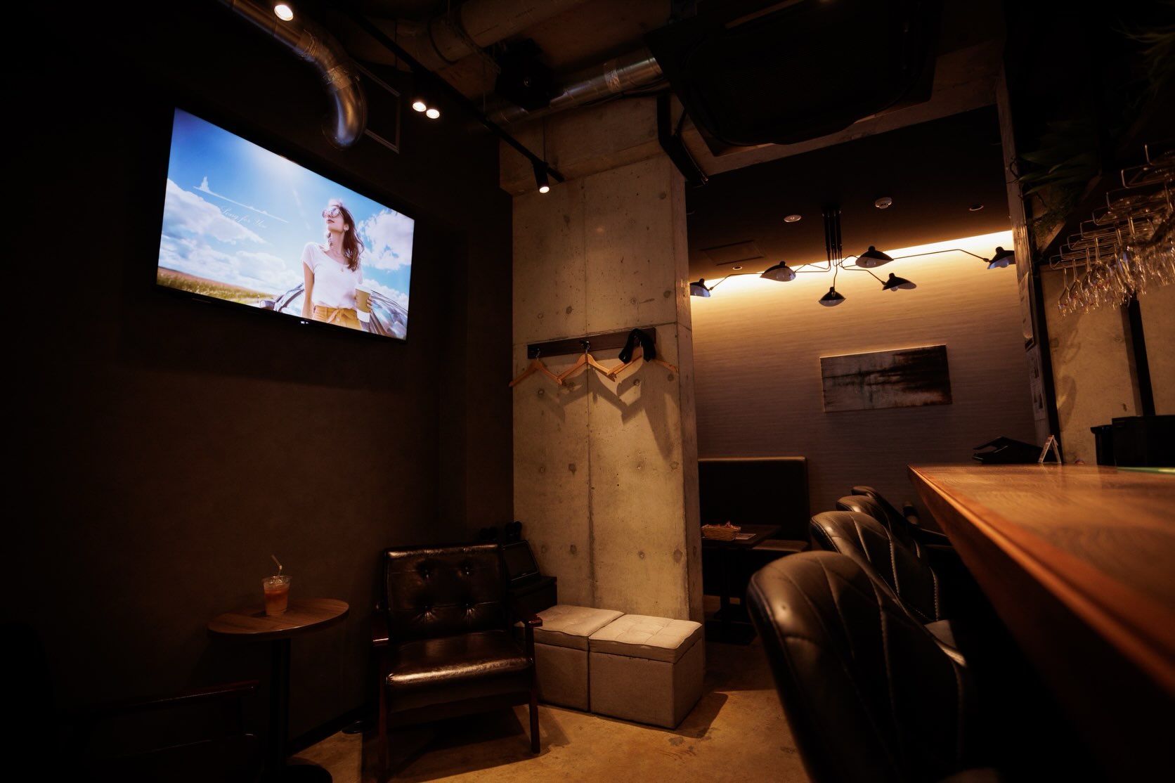 新富町駅徒歩3分｜Cafe＆Bar Infinity