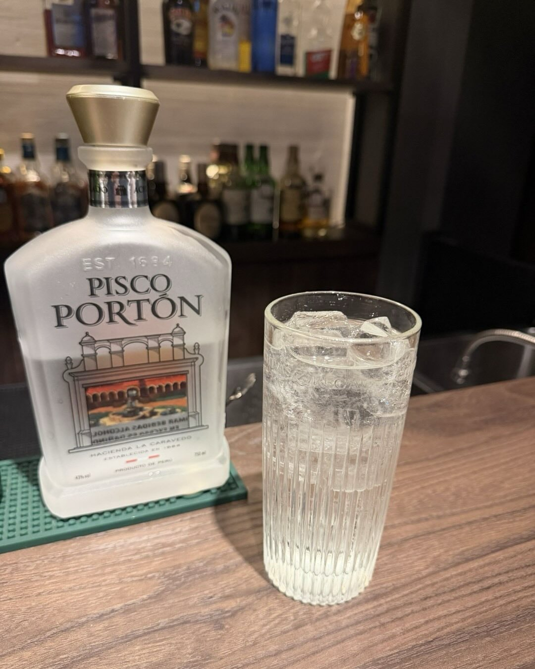 新富町徒歩3分の Cafe＆Bar Infinity