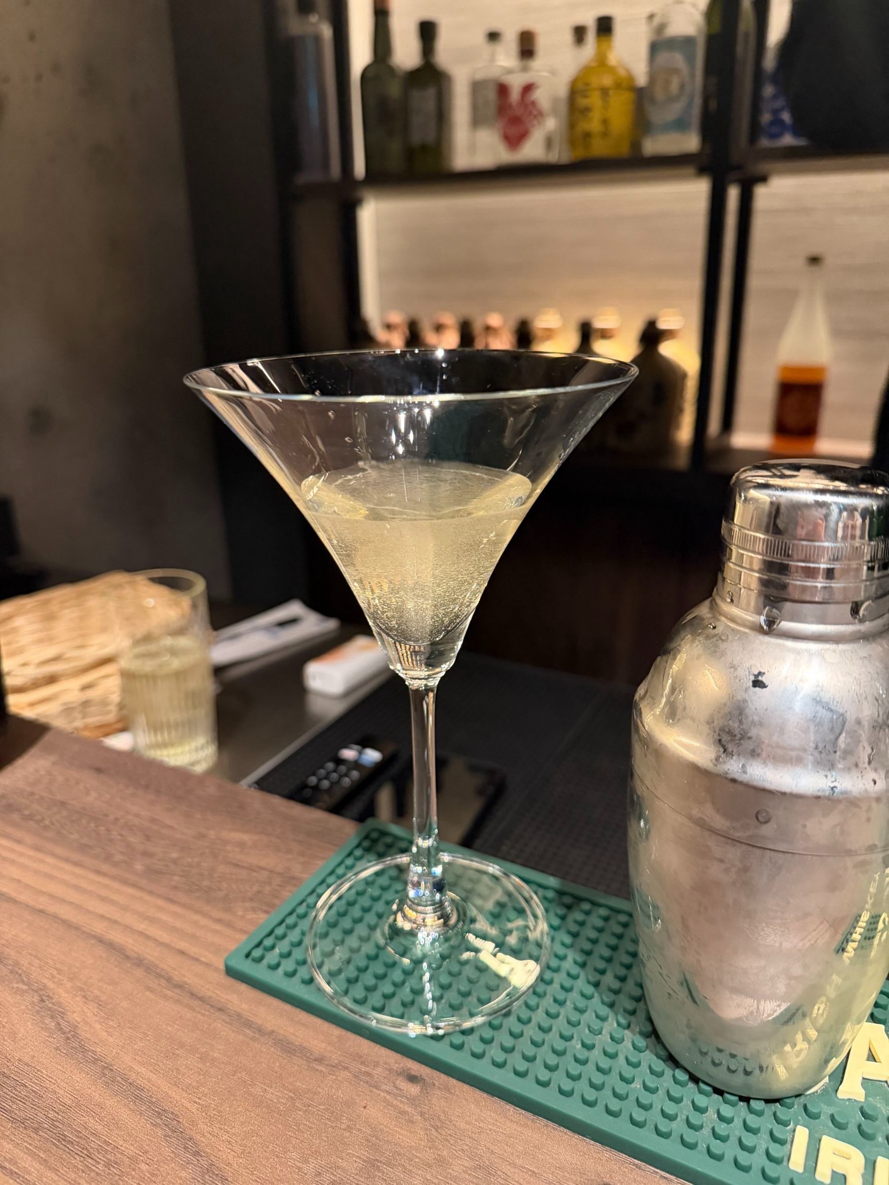 新富町のCafe＆Bar Infinity